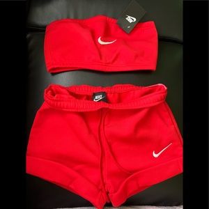 Ladies 2pc nike short set!